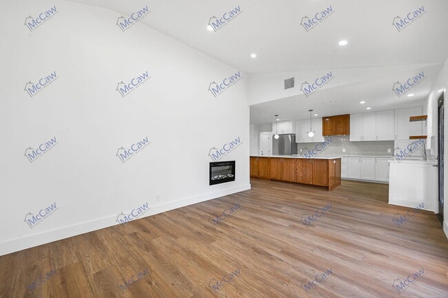 Photo - 7412 Fenton Dr