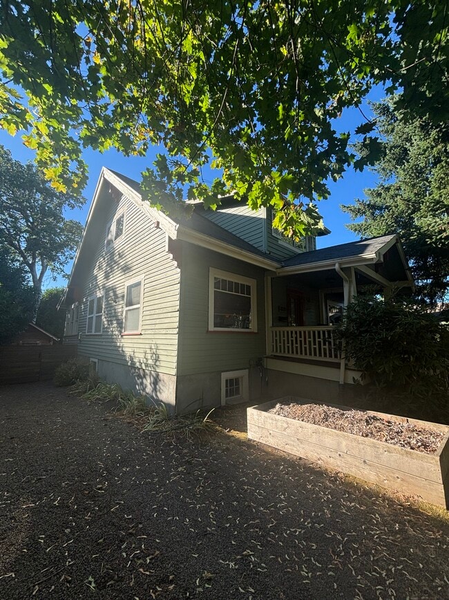 Photo - 8015 N John Ave Unit Upper