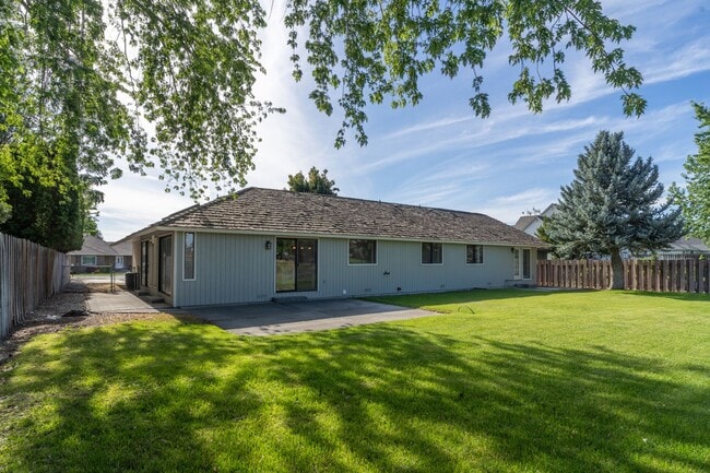 Photo - Beautiful Home In Quiet Neighborhood