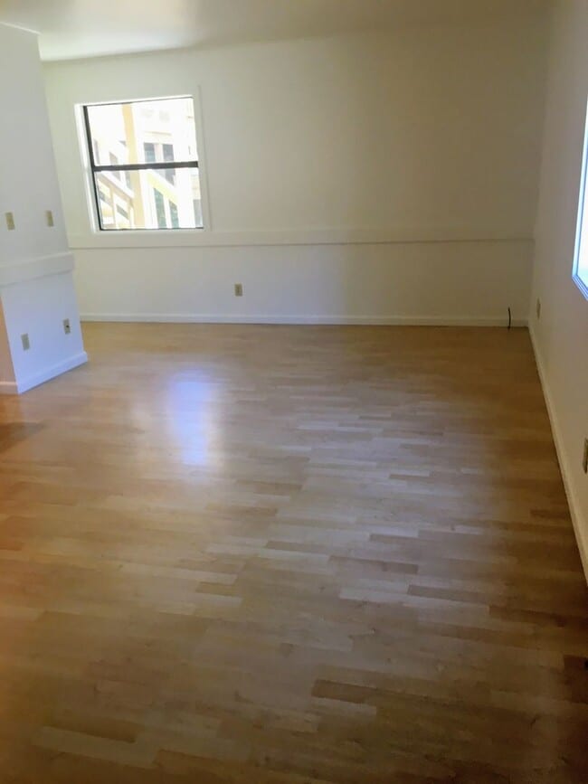 Photo - Pinebrook #5 Unit Pinebrook