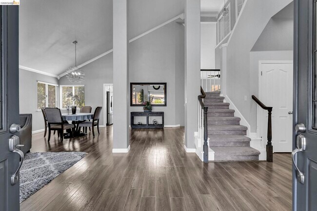 Photo - 2435 Pinehurst Ct