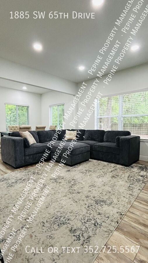 Photo - 1885 SW 65th Dr