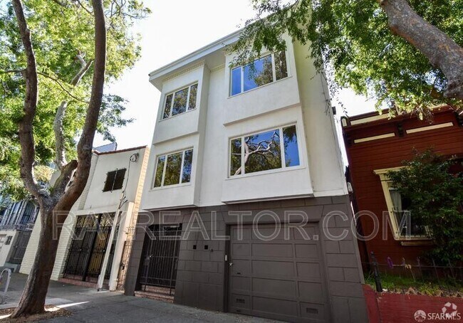Building Photo - 2760 Folsom St Rental