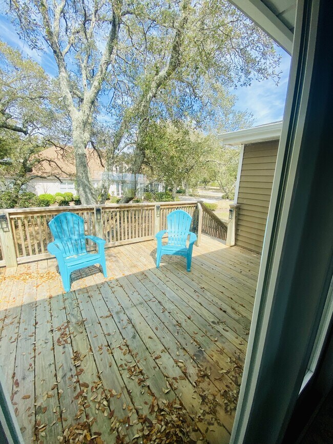 Photo - 109 John L Hurst Dr