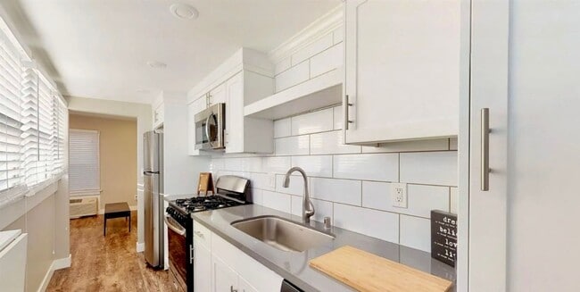 Photo - 4050 Illinois St Unit 4050