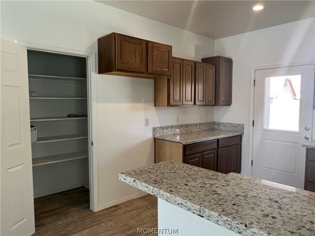 1985 E Sunset Dr