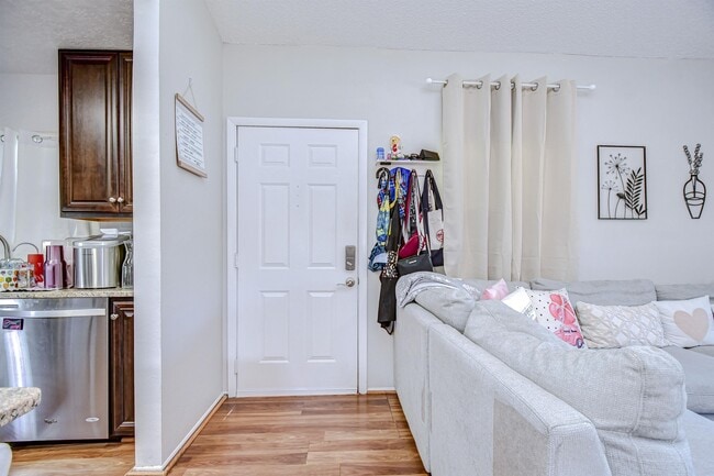 Photo - 2926 Lichen Ln