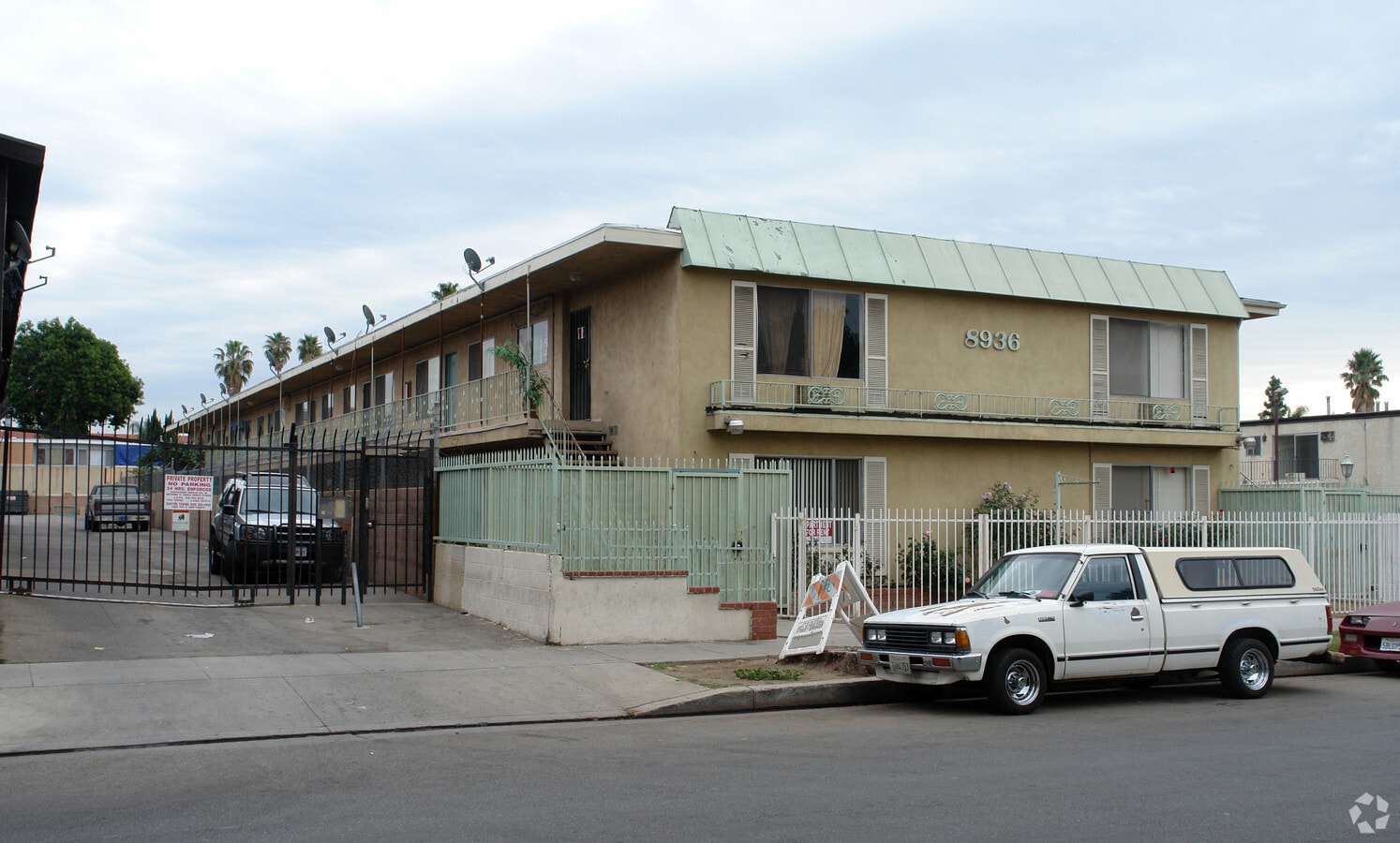Photo - 8936 Cedros Ave Apartments