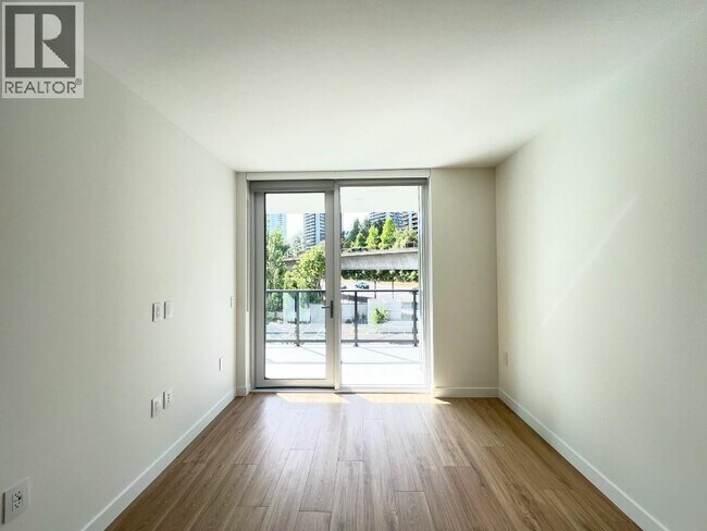 2135 Springer Ave Unit 409