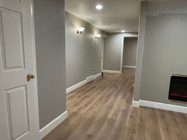 Building Photo - 11644 Thornberry Dr