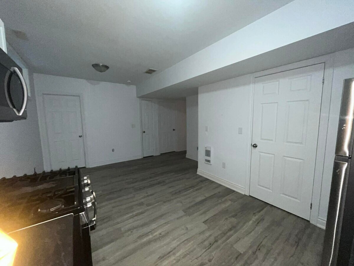 Photo - 304 Little Ave Unit c