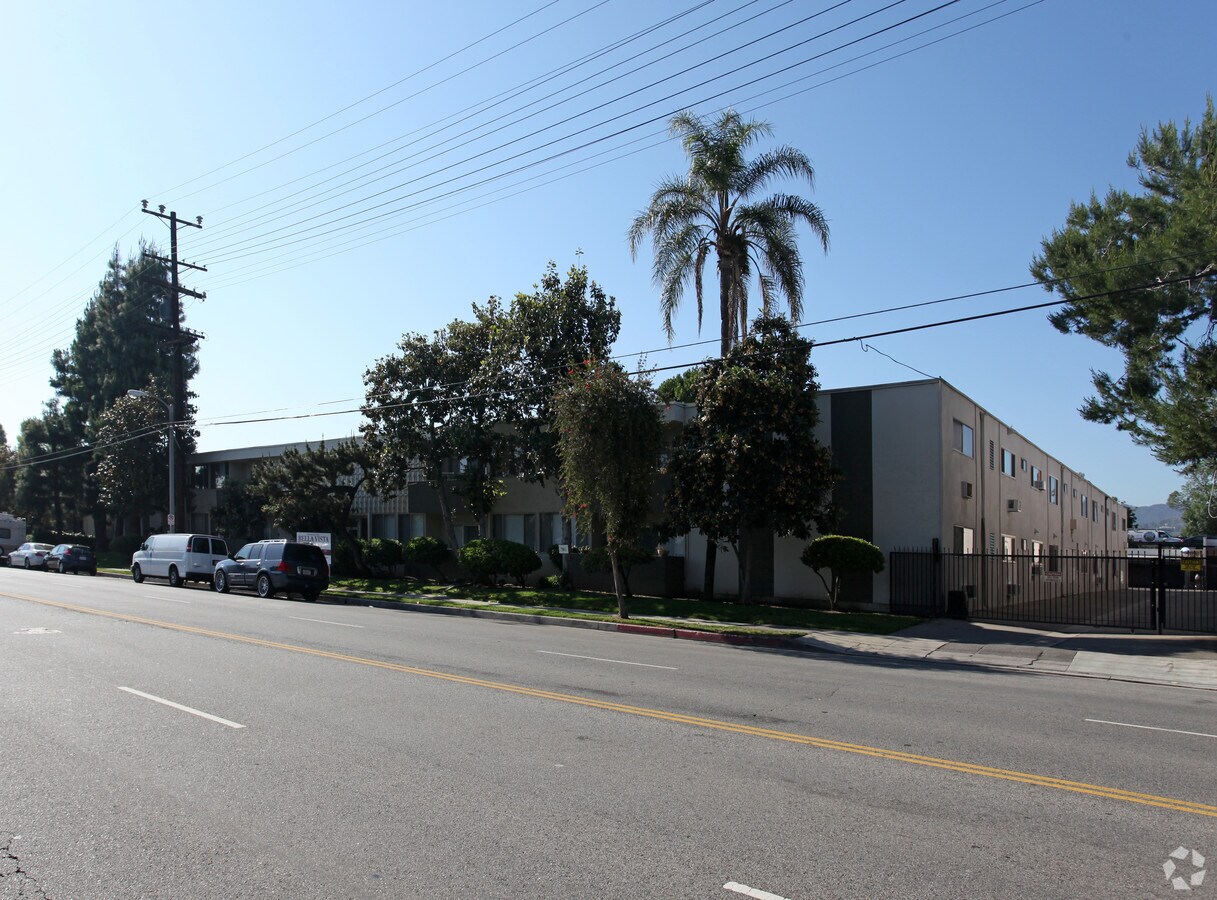 Belle Vista Court - Belle Vista Court Apartments