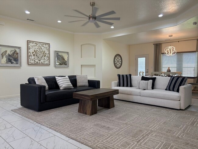 Photo - 2412 W Ray Ave