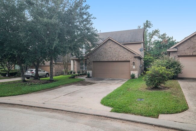 Photo - 210 Black Swan Pl