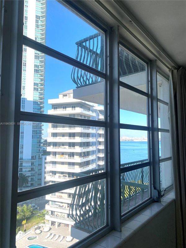 Photo - 1408 Brickell Bay Dr