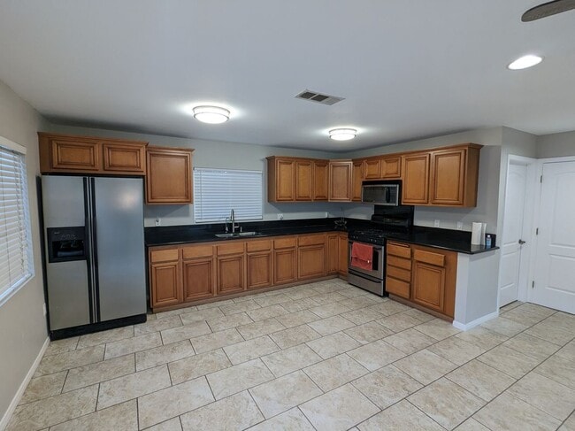 Photo - 616 E Opp St