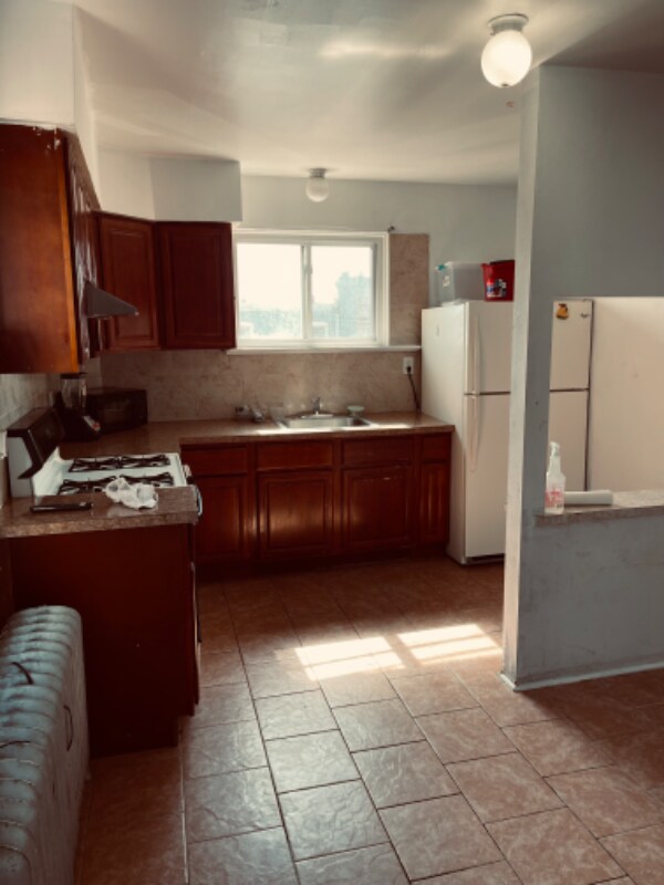 Photo - 538 E Wyoming Ave Unit 538 eastwyoming avenue