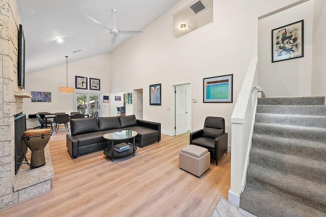 Photo - 15629 95th Ave N