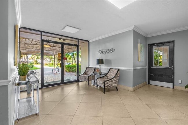 Photo - 3050 N Palm Aire Dr Unit 606