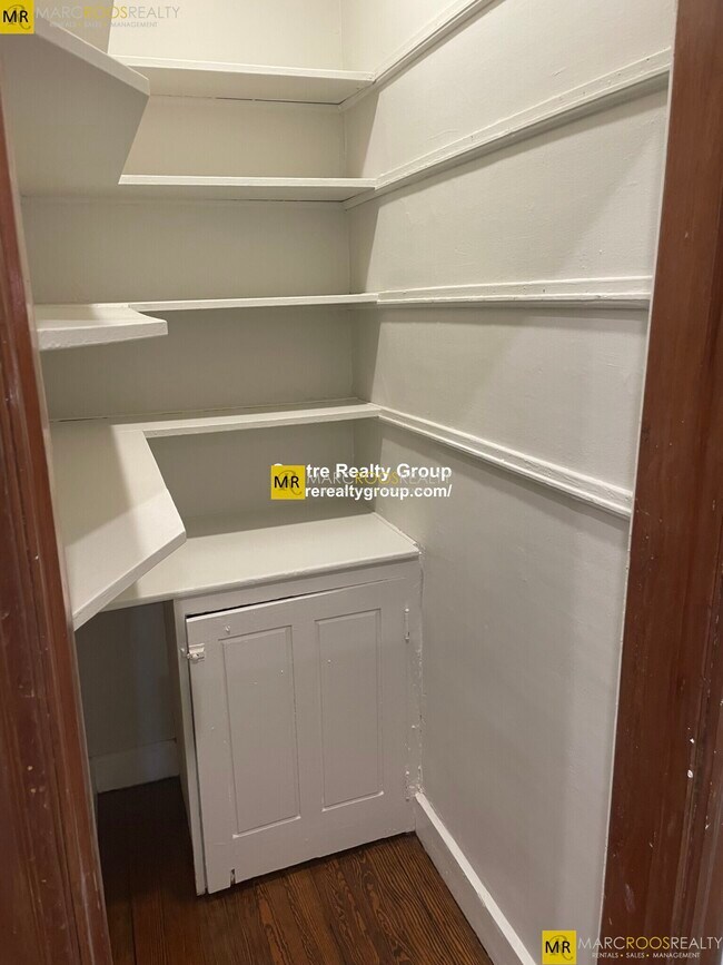 Photo - 1855 Beacon St Unidad 3