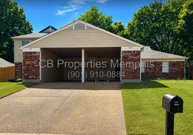 Building Photo - 2219 Goldbrier Ln