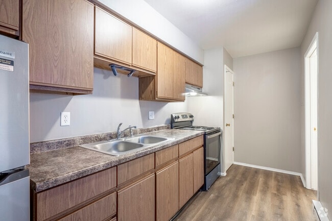 Studio, 1BA - 400SF - Kitchen