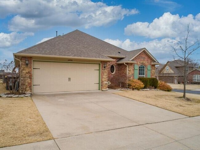 Photo - 10724 Masters Cir