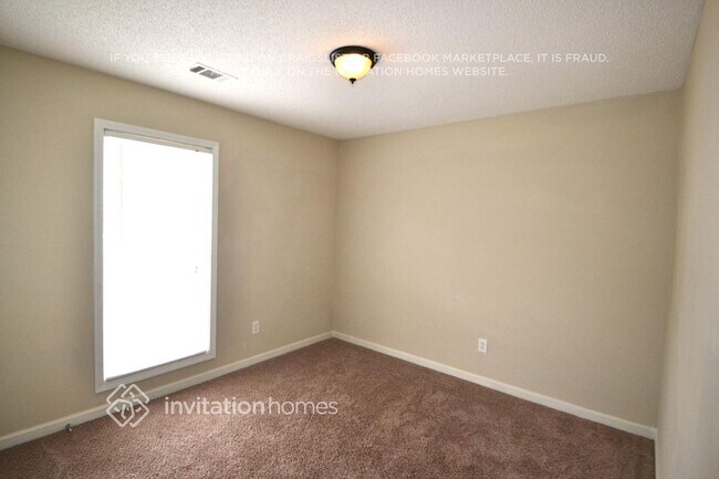 Photo - 193 Windsor Cir