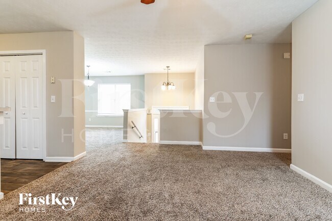 Photo - 204 Whistleville Ct
