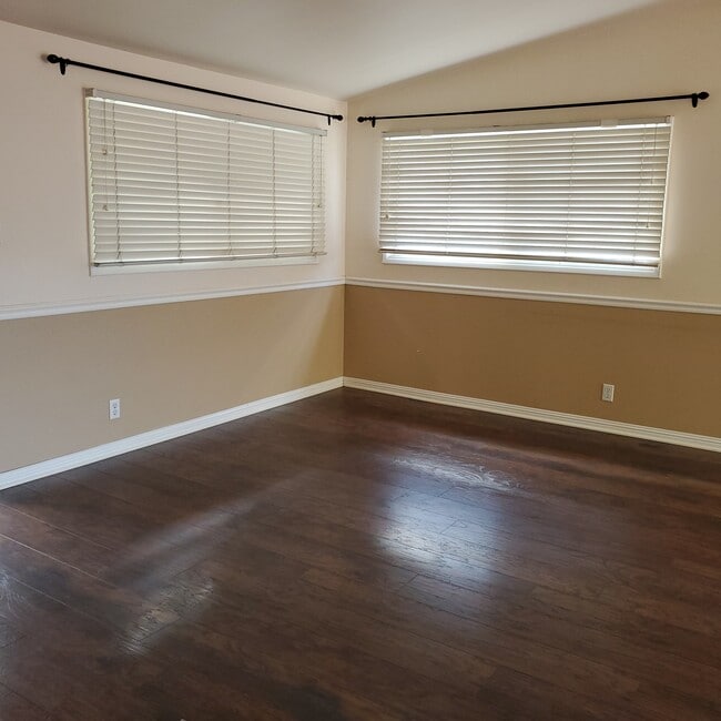 Photo - 3849 W 172nd St