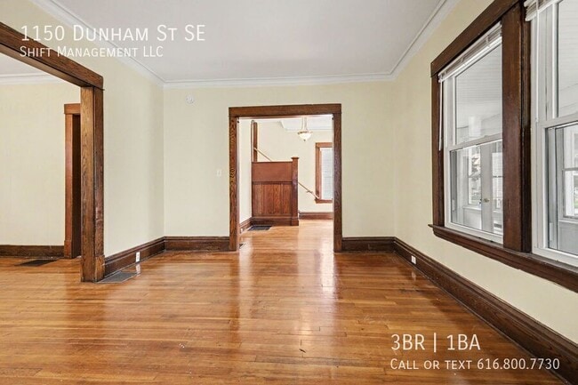 Photo - 1150 Dunham St SE