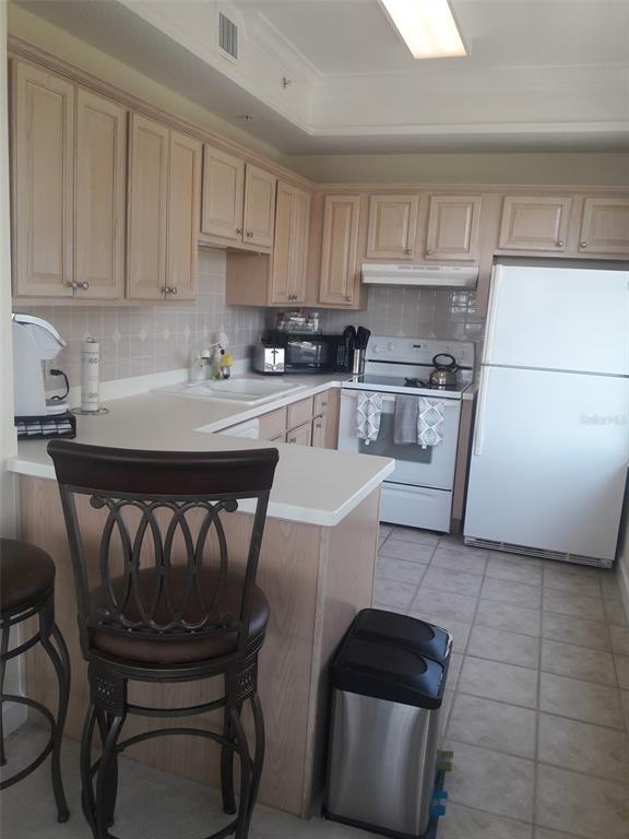 Photo - 750 N Tamiami Trl Unit 1402