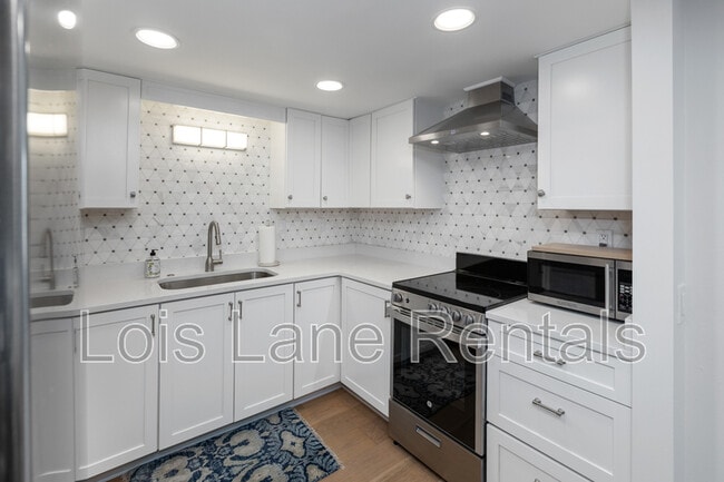 Photo - 14 Lockwood Dr Unit 2D - 1