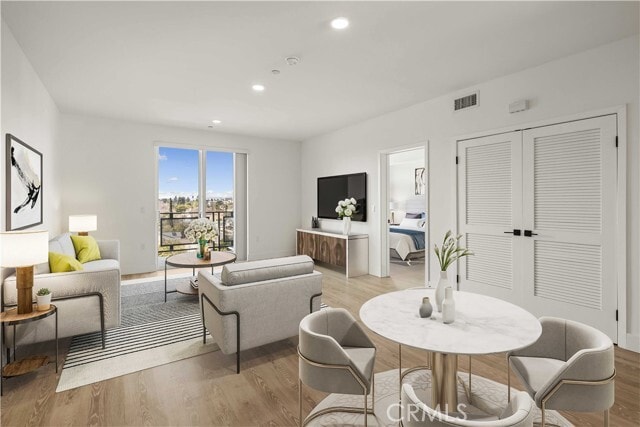 Photo - 11714 Archwood St Unit 408