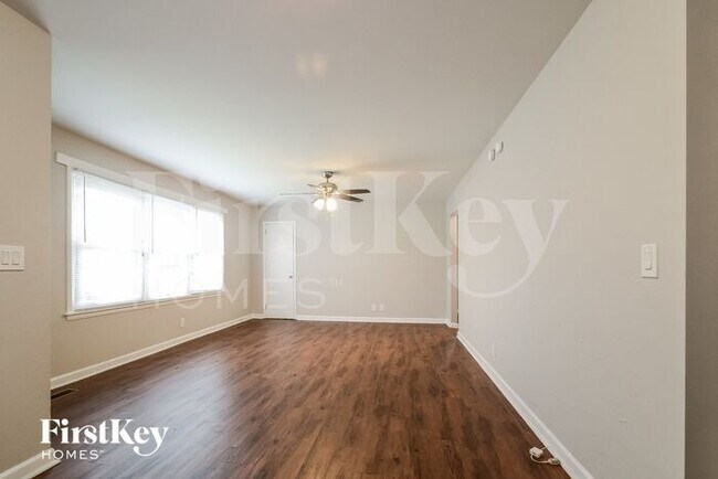 Photo - 5626 Amason Rd