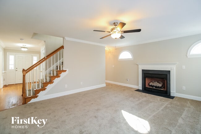 Photo - 909 Woodview Ridge Trail