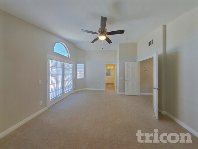 Photo - 1584 Bright View Dr