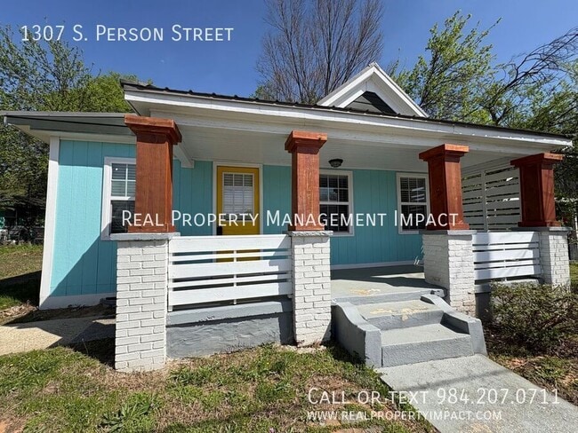 Photo - 1307 S Person St