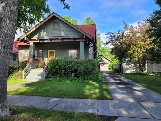 Photo - Whitefish 3 Bedroom partially furnished home with garage and private yard