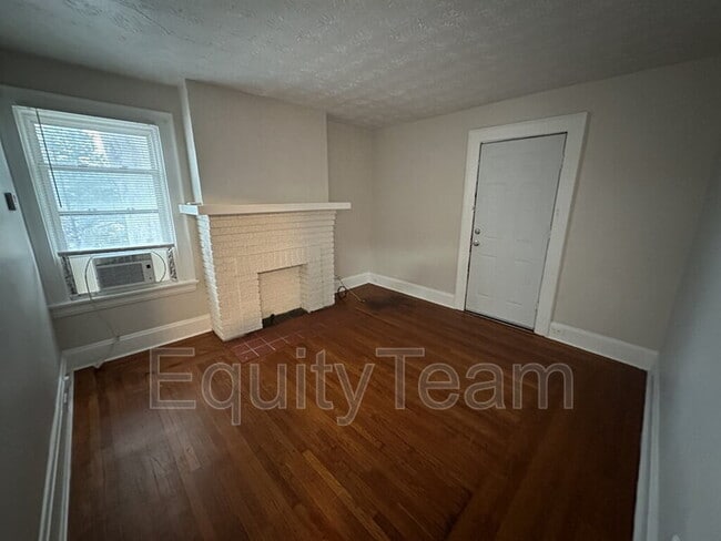 Photo - 5573 Attica Ave Unit 2