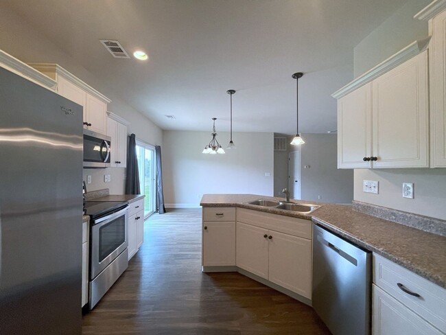 Photo - 111 Willow Dr