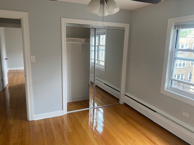 Photo - 7361 N Ridge Blvd Unit 2D