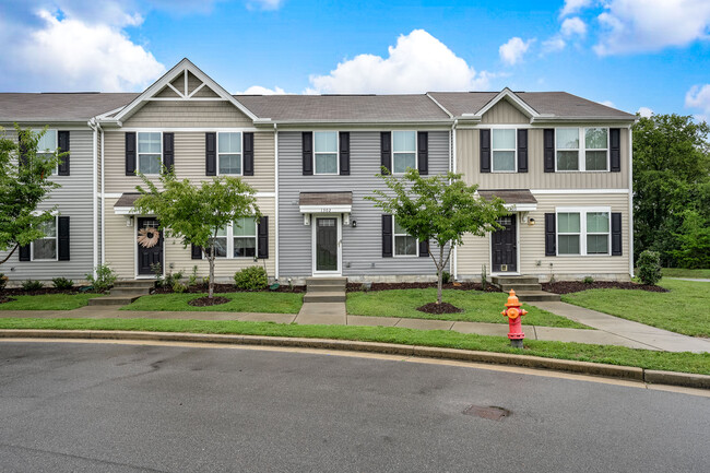 Photo - 1302 Havenbrook Dr Townhome