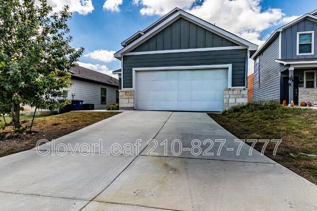 Photo - 266 Jaycen Ln