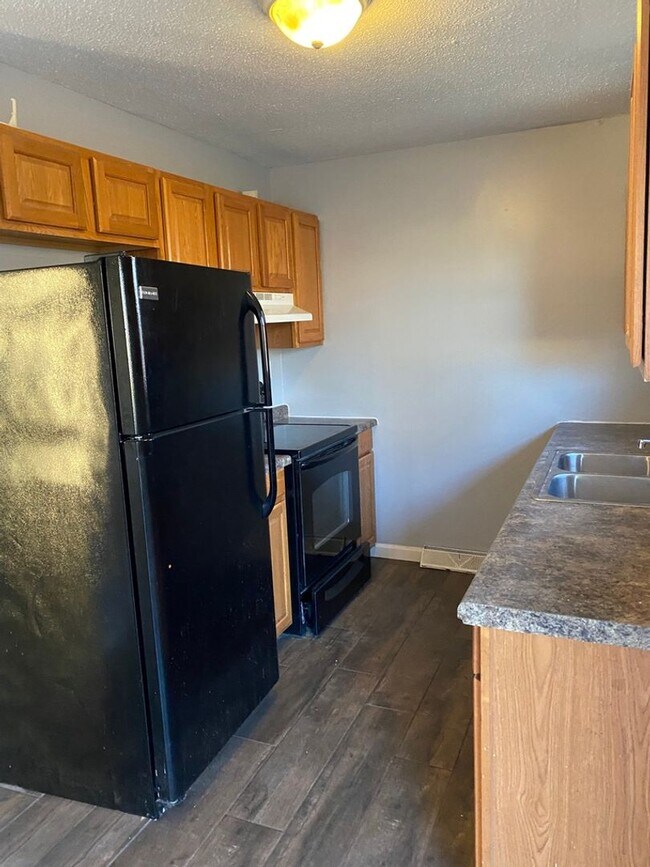 Photo - 505 W Mauller Rd Unit B