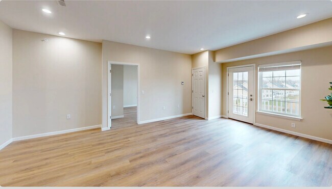 2 Br Living