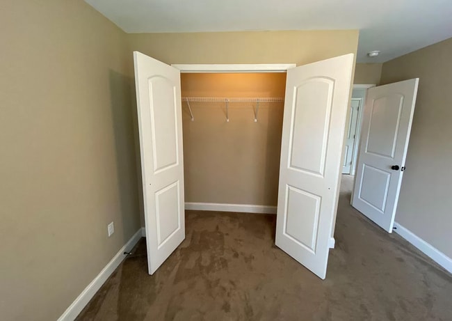 Photo - 3 bed/2.5 Bath