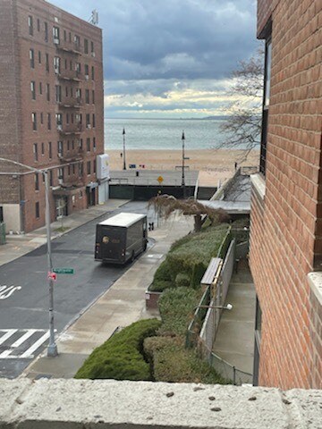 Photo - 40 Brighton 1st Rd Unit 4C