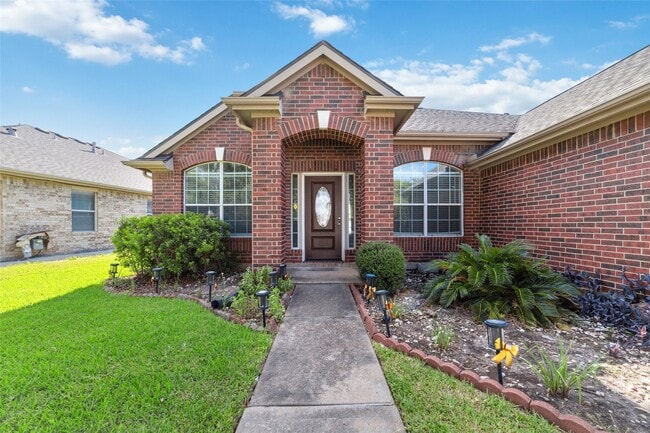 Building Photo - 16327 Dryberry Ct