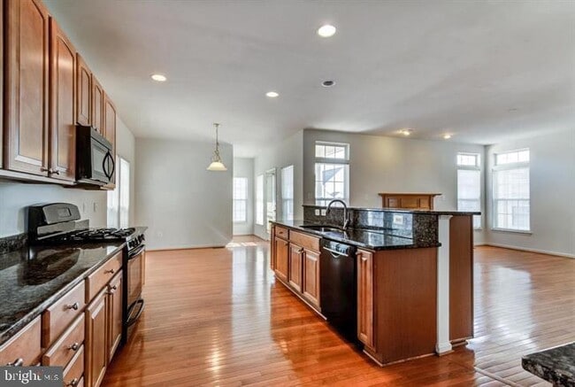 Building Photo - 2002 Idlewild Blvd